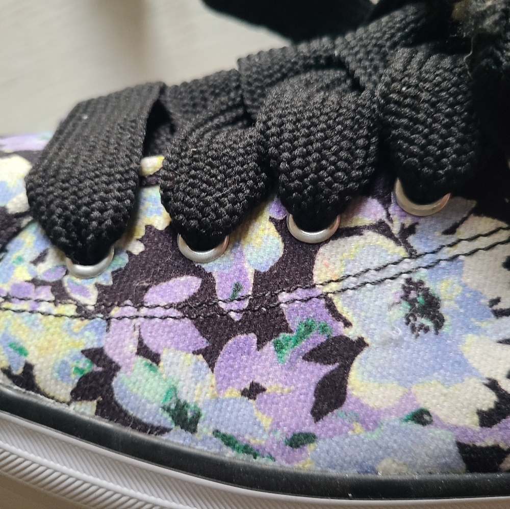 NWOT Never Worn Floral Keds Size 11